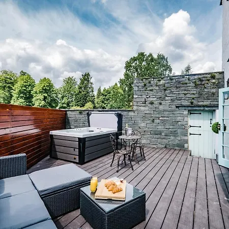 Villa Stable End Hot Tub Stunning Cottage, Double Shower, Copper Bath And Original Beams
