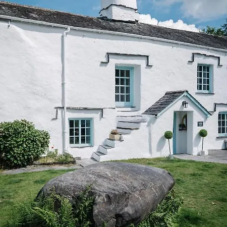 Stable End Hot Tub Stunning Cottage, Double Shower, Copper Bath And Original Beams